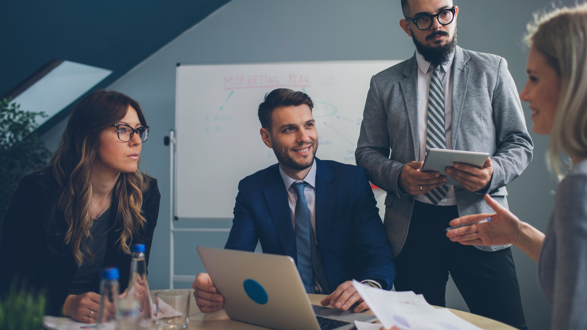 186 Visa in 2025: Permanent Pathway for Sponsored Workers